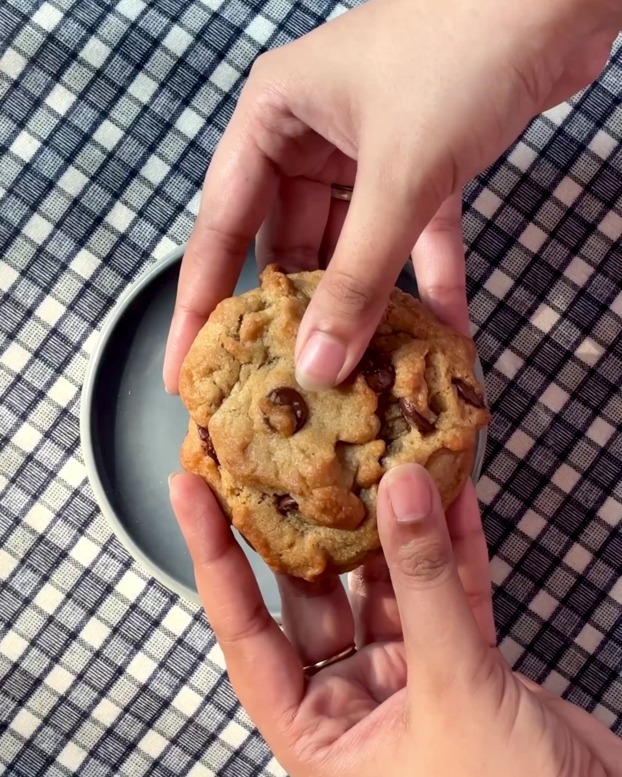 NYC Style Cookie 54.5% Dark Chocochip with Sea Salt